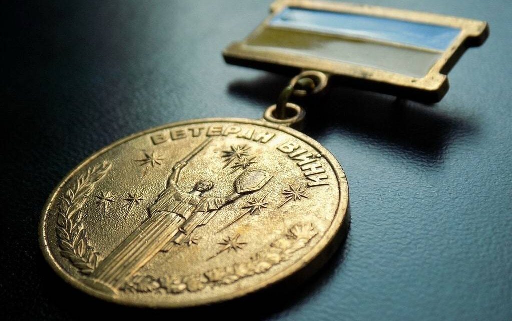 Les distinctions nationales et leur rôle dans la reconnaissance officielle